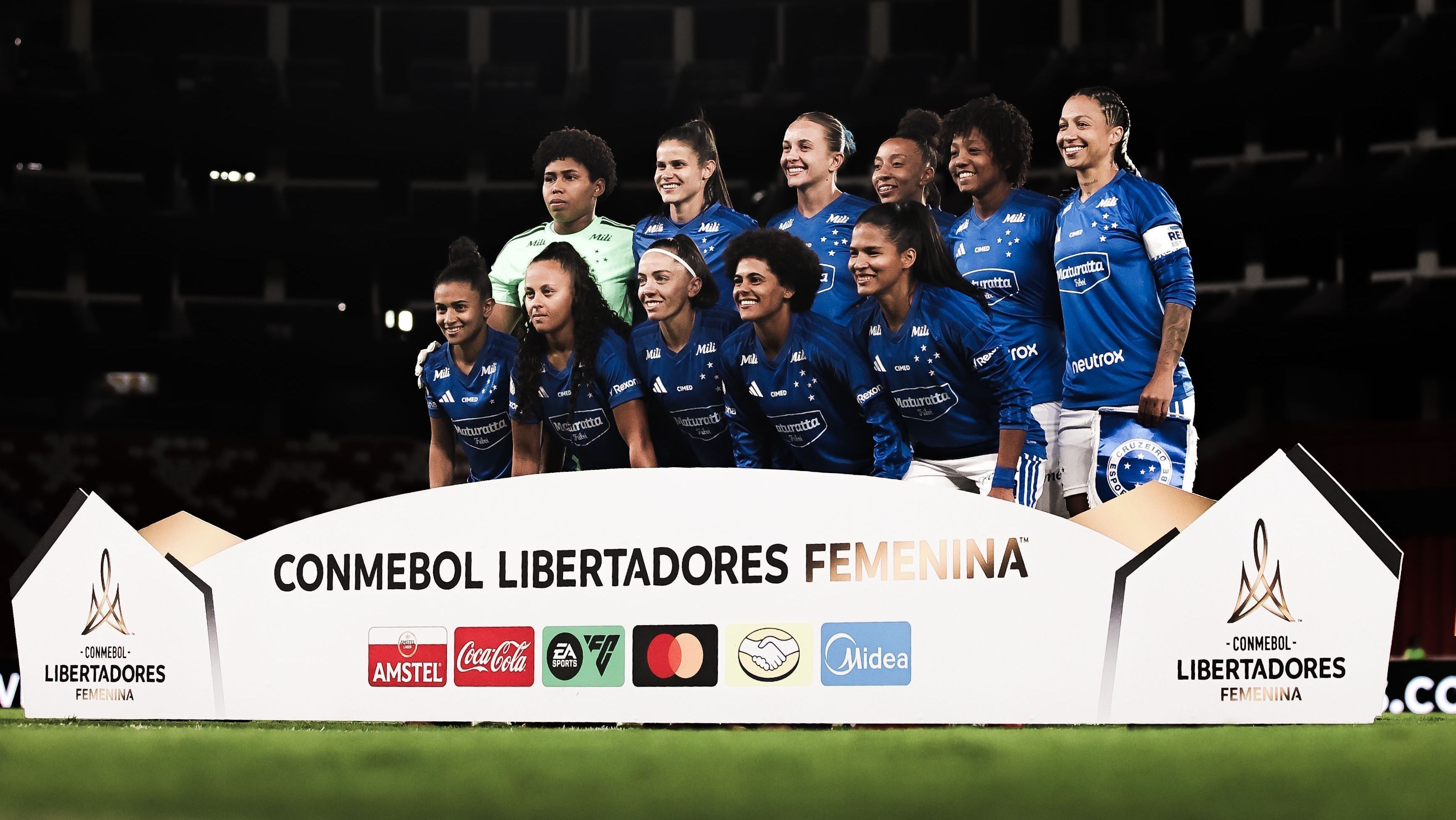 Equipe feminina do Cruzeiro pela Libertadores 2026