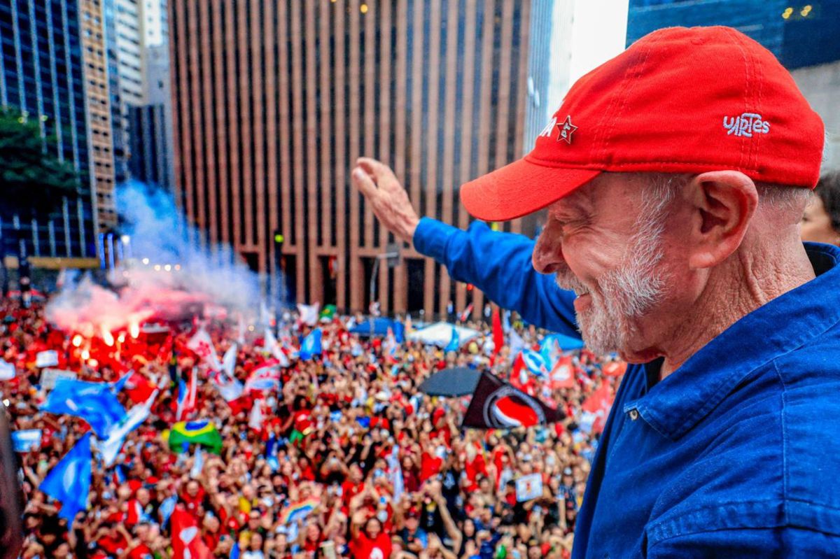 Lula é o primeiro presidente da República a ser eleito quatro vezes