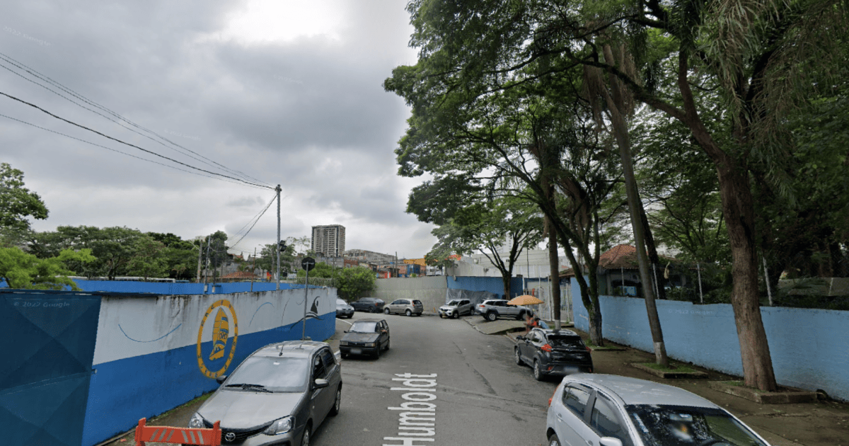 Motorista de BMW tenta fugir da PM e atropela pedestre na Zona Sul de SP