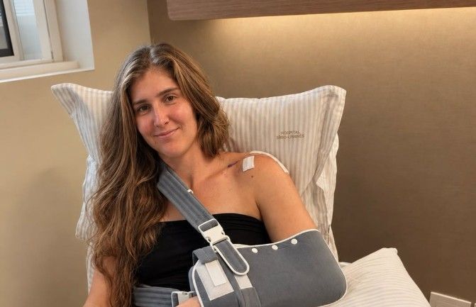 Bia Haddad Maia passa por cirurgia no ombro e promete retorno às quadras