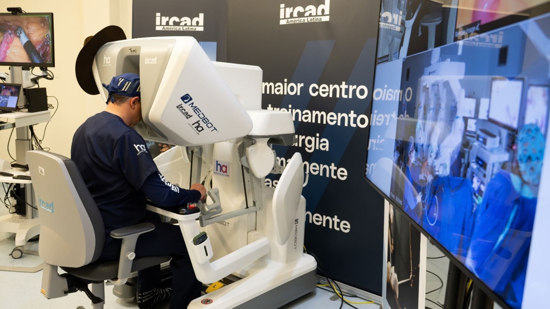 50 cirurgias robóticas já foram realizadas no Hospital de Amor, unidade filantrópica que atende pacientes da rede pública • Helio Montferre/MCom