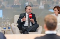 TSE derruba post contra Flávio, mas libera peça sobre cobranças a Vorcaro