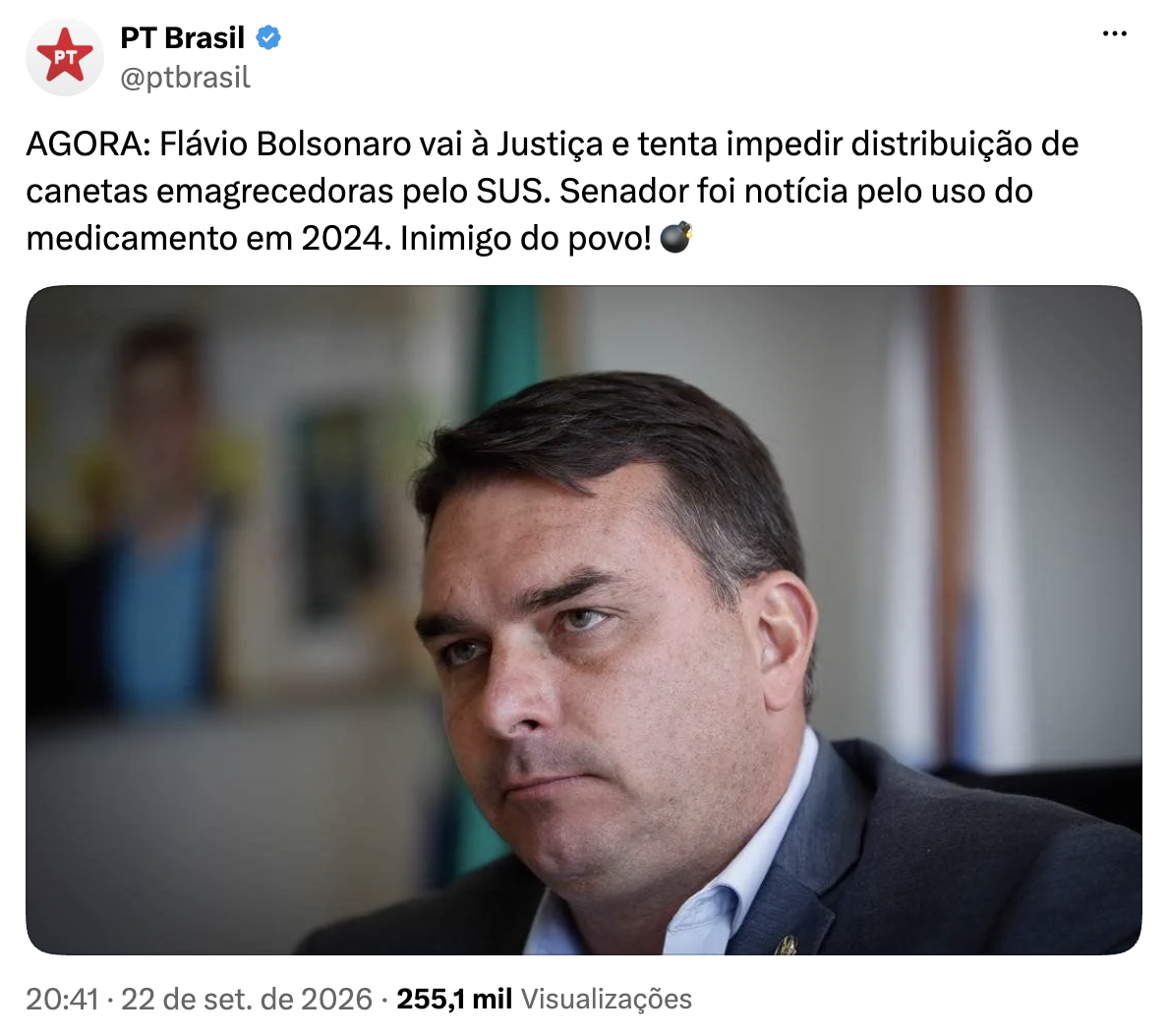 Na publicação, o PT afirma que Flávio Bolsonaro tentou impedir a distribuição de canetas emagrecedoras pelo SUS e chama o candidato de “inimigo do povo” • Reprodução