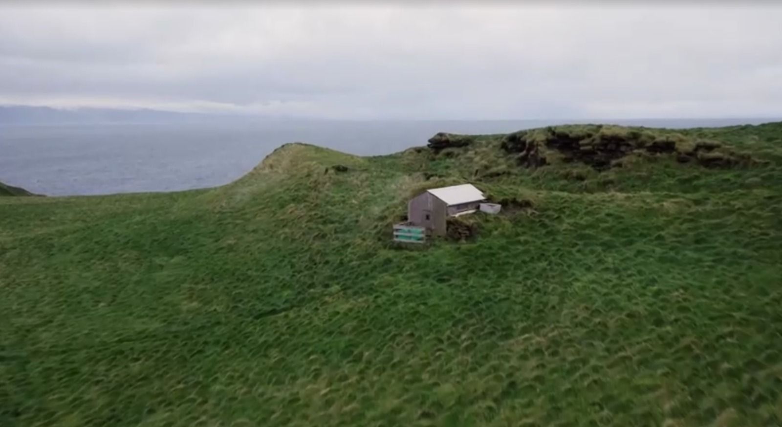 "Casa mais solitária do mundo" troca geradores por energia solar