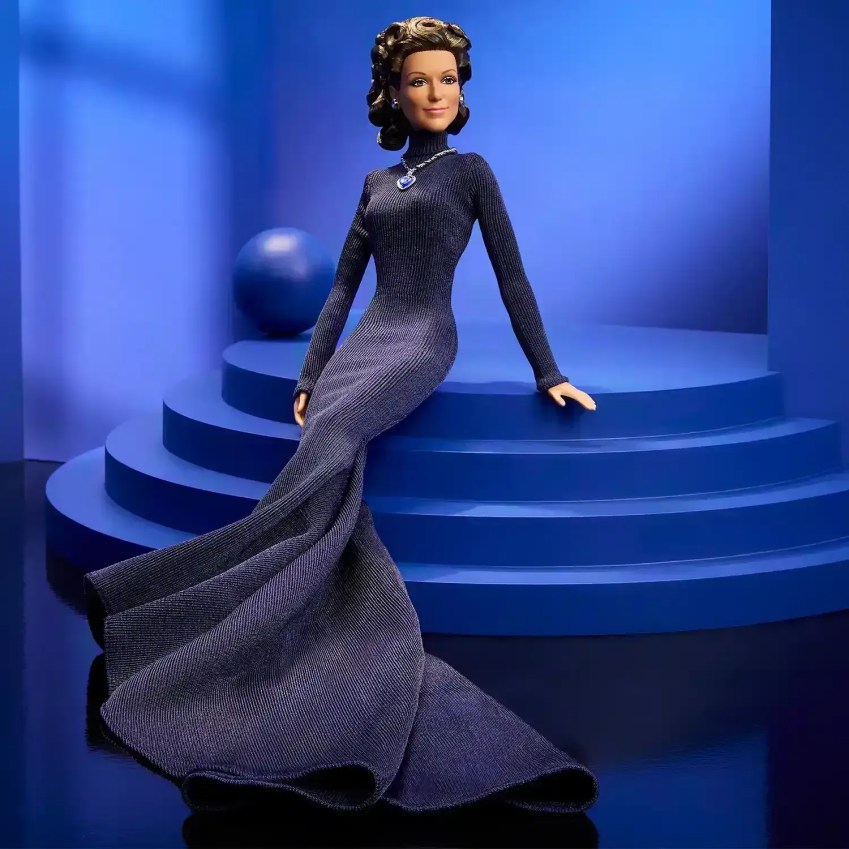Céline Dion em nova linha da "Barbie Signature" da Mattel. • Mattel