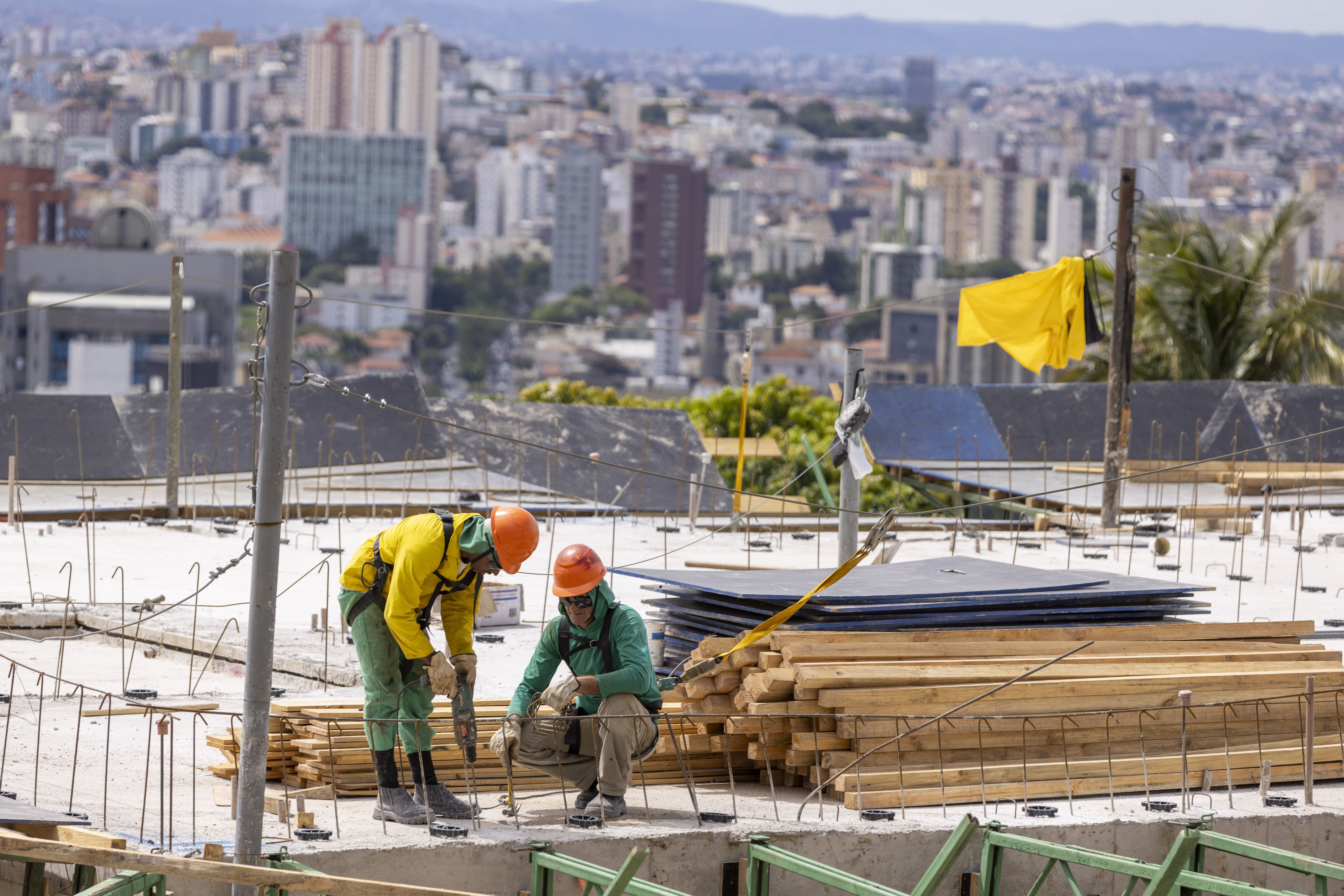como INCC, juros de obra e correção do contrato mudam valor — Saldo devedor