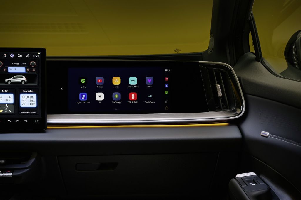Volkswagen ID. Tiguan chega em 2027 com até 600 km de autonomia, tela para o passageiro e painel retrô; na Europa, preço parte de R$ 238,2 mil • Divulgação VW