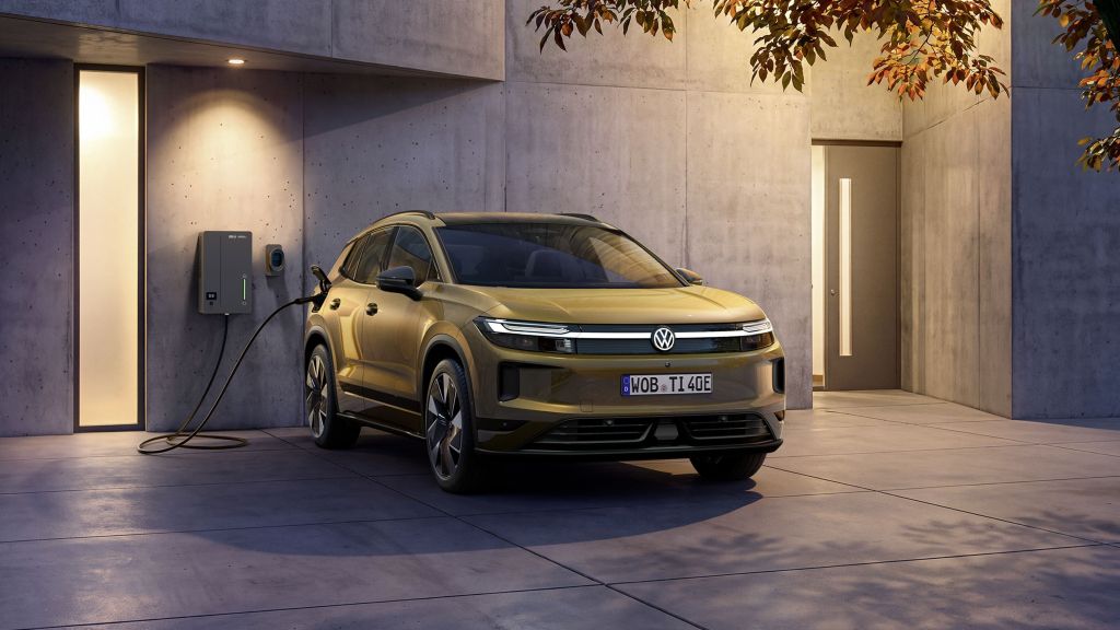 Volkswagen ID. Tiguan chega em 2027 com até 600 km de autonomia, tela para o passageiro e painel retrô; na Europa, preço parte de R$ 238,2 mil • Divulgação VW