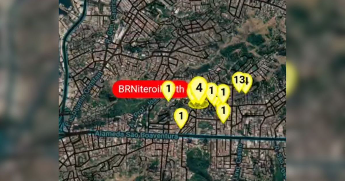 Policiais na comunidade do Santo Cristo após operação de detectar tiros em Niterói