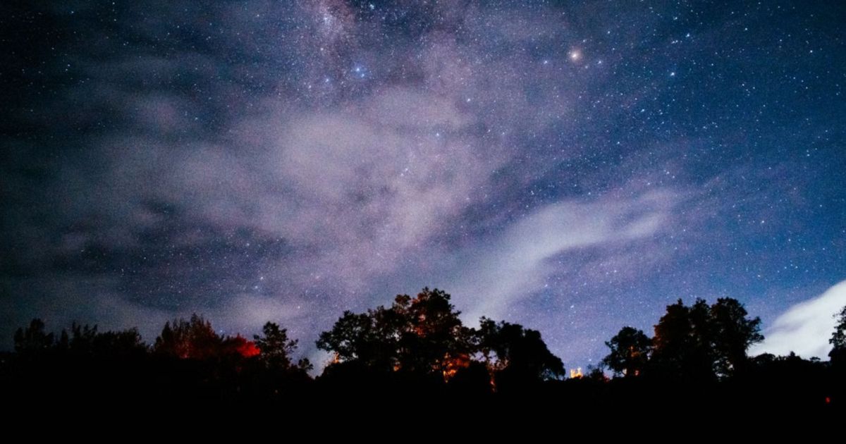 Do que são feitas as estrelas? Veja a composição química real dos corpos celestes