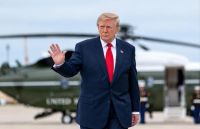 Guerra contra o Irã terminará "assim que eu quiser", diz Trump