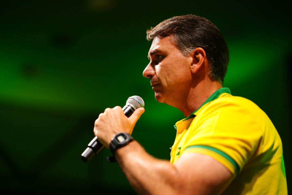 Análise: Empate técnico acirra disputa de Flávio Bolsonaro e Lula