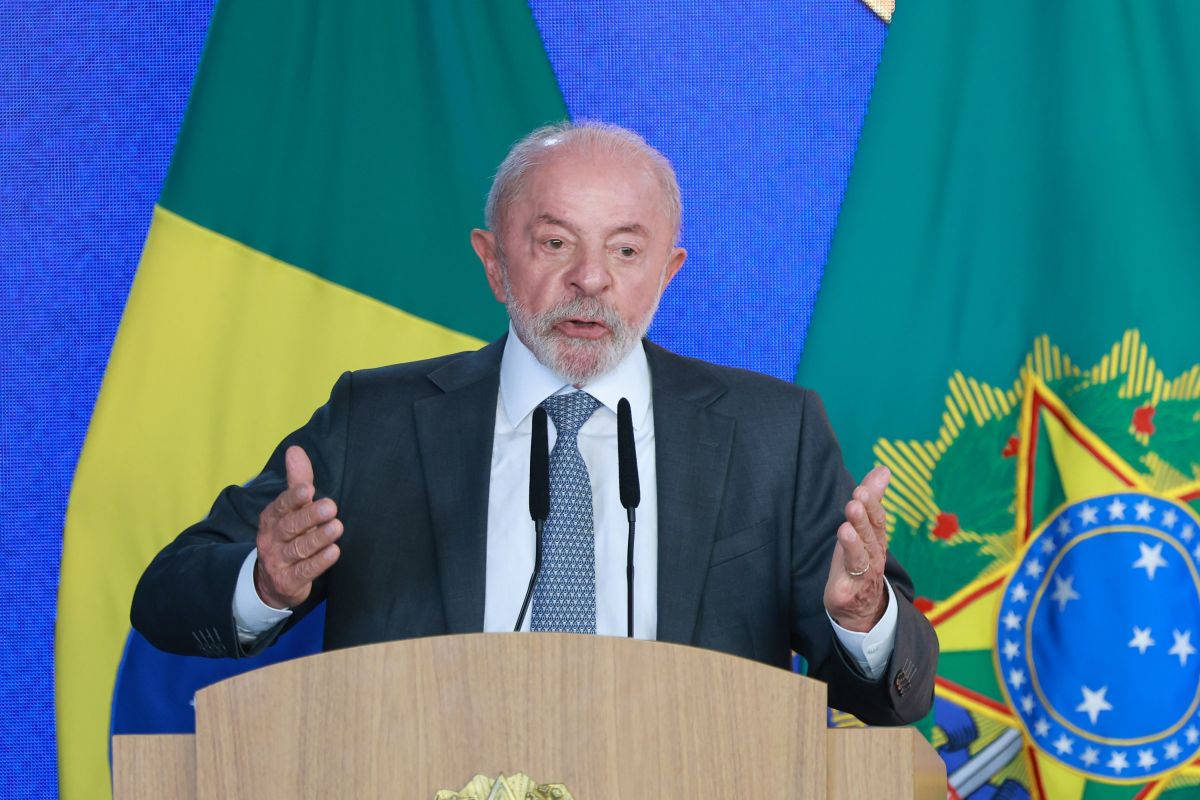 Flávio e Lula preveem reformulação do Ministério da Defesa