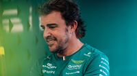 Alonso diz que renovação com Aston Martin foi decidida em 5 minutos