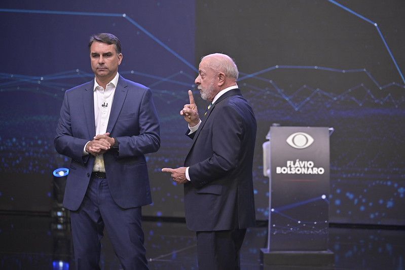 Os 7 embates entre Flávio e Lula que marcaram o debate da Band