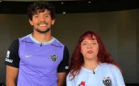 Gustavo Scarpa inspira clube do livro "Galeitura" após viralizar nas redes