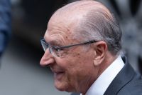 Em Aparecida, Alckmin defende liberdade religiosa e respeito a crenças