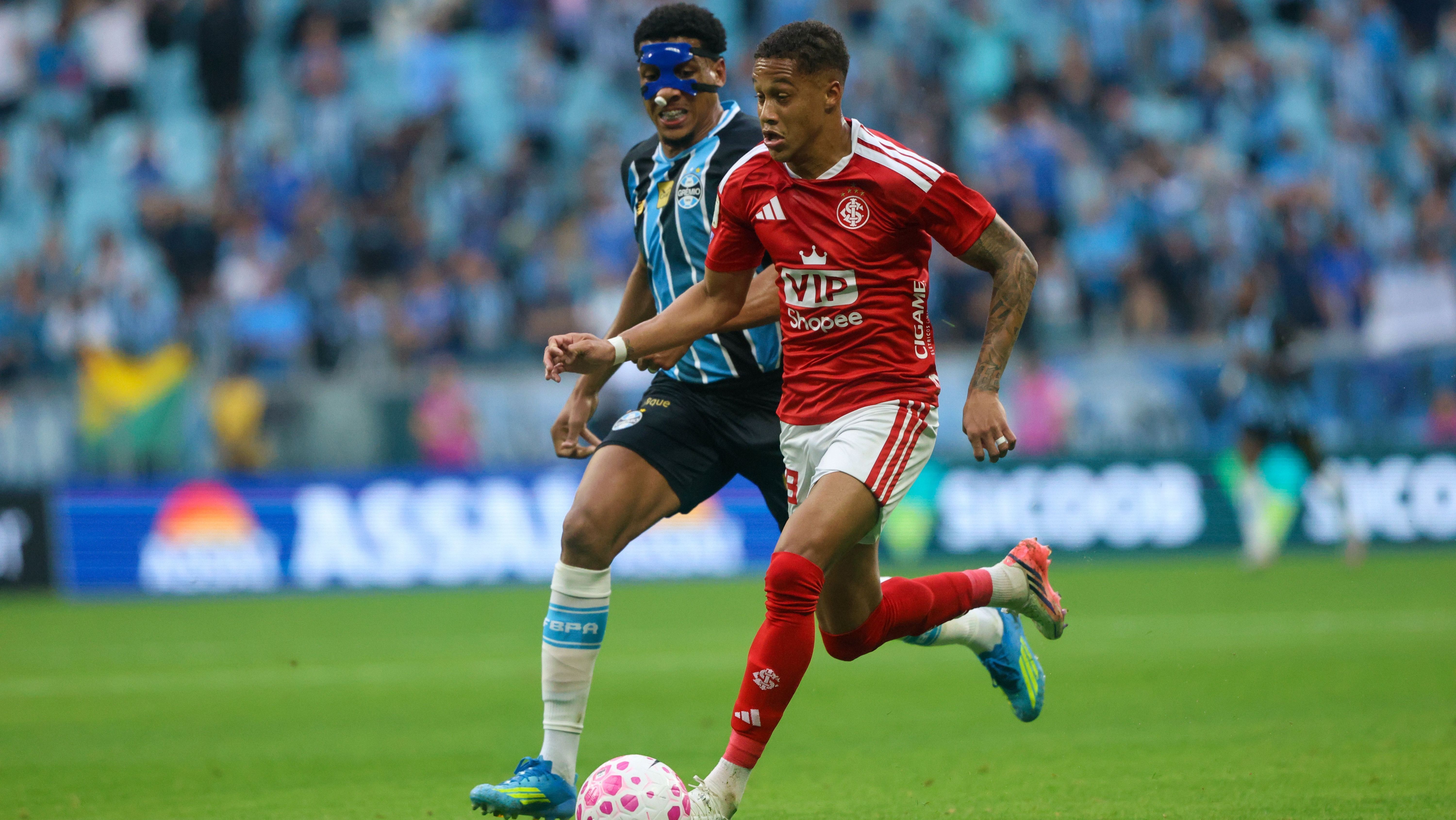 Imagem de destaque do post: GreNal termina empatado, e rivais seguem na zona de rebaixamento