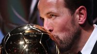 Harry Kane diz que Bola de Ouro superou seus maiores sonhos: "Especial"