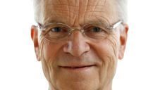 Morre Jeffrey Archer, escritor e político britânico, aos 86 anos