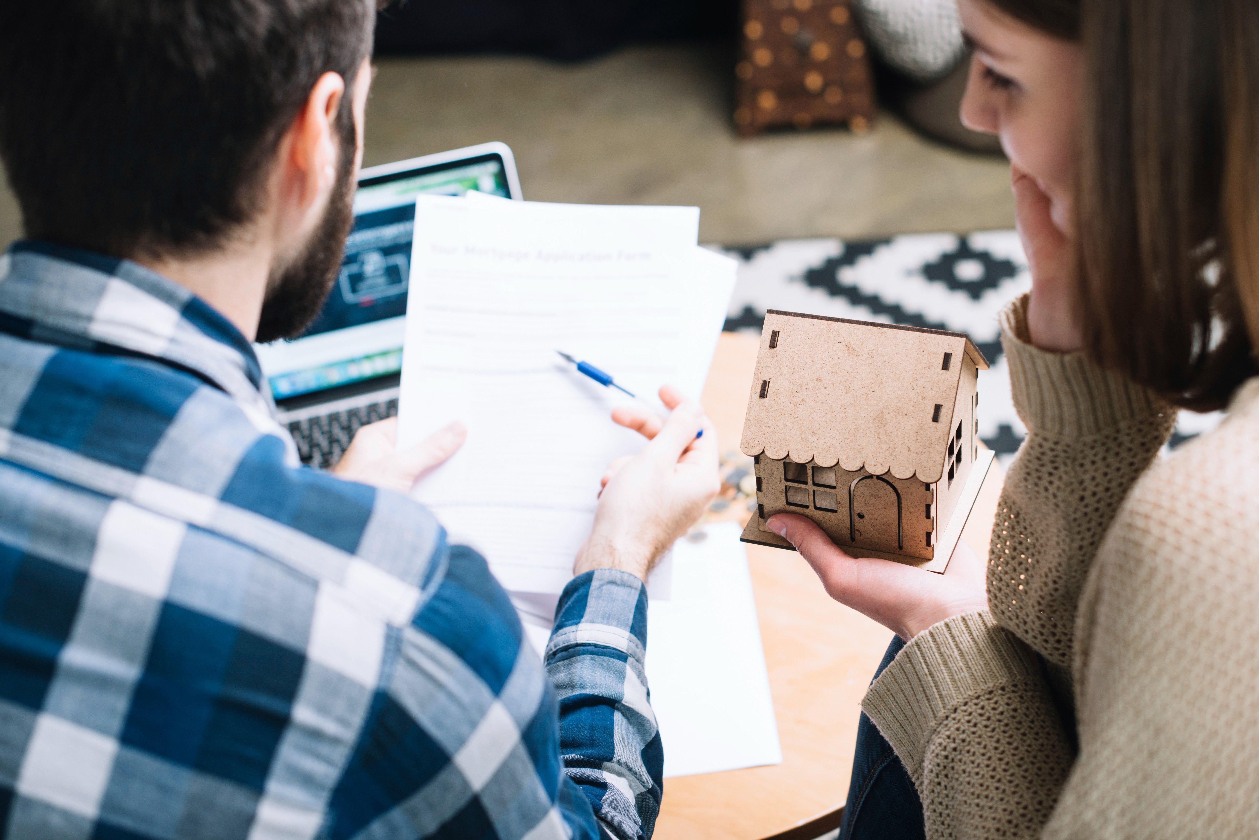 Vistoria do apartamento permite verificar instalações, acabamentos e possíveis problemas antes da formalização do recebimento do imóvel