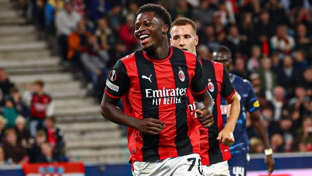 Schick brilha, e Leverkusen goleia Lech Poznan na Europa League