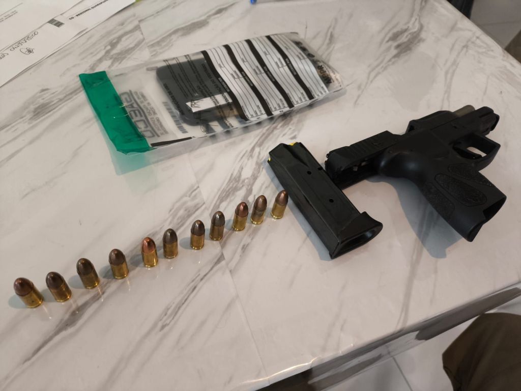 Investigação apura suspeitas de organização criminosa, corrupção passiva, concussão, falsidade ideológica e lavagem de dinheiro envolvendo policiais militares, a maioria deles vinculados à Polícia Rodoviária Estadual.