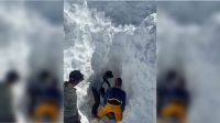 Avalanche no Nepal mata pelo menos 15 trabalhadores em acampamento