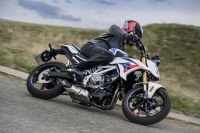 Nova naked da BMW pega design emprestado da irmã maior S1000R