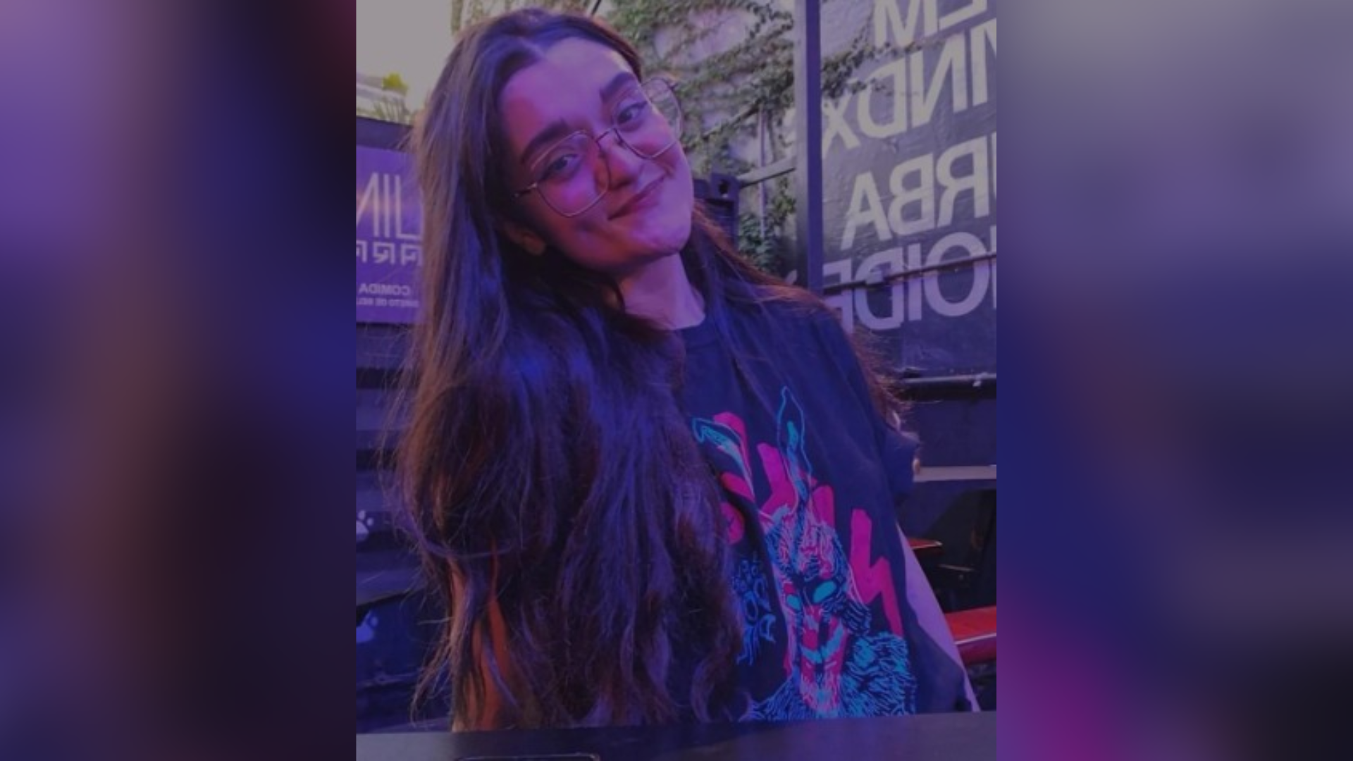 PROFESSORA MORRE BANHEIRO