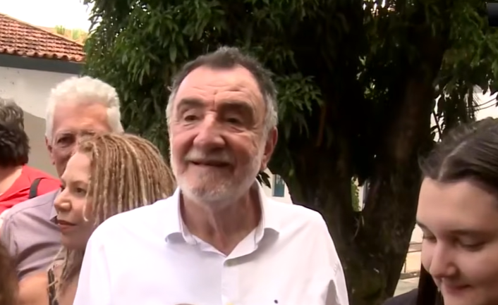 Candidato ao governo de Minas Gerais, Patrus Ananias, na PUC Minas
