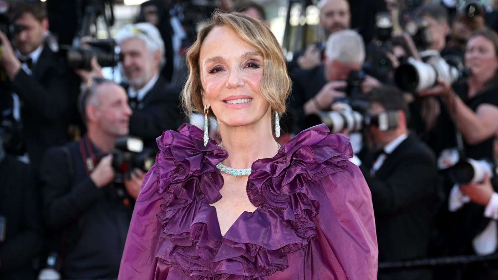 Philippine Leroy-Beaulieu, atriz de "Emily em Paris" e "100 Dias"
