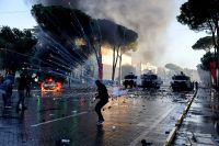 Europa enfrenta novo fim de semana de protestos em mais de cinco países