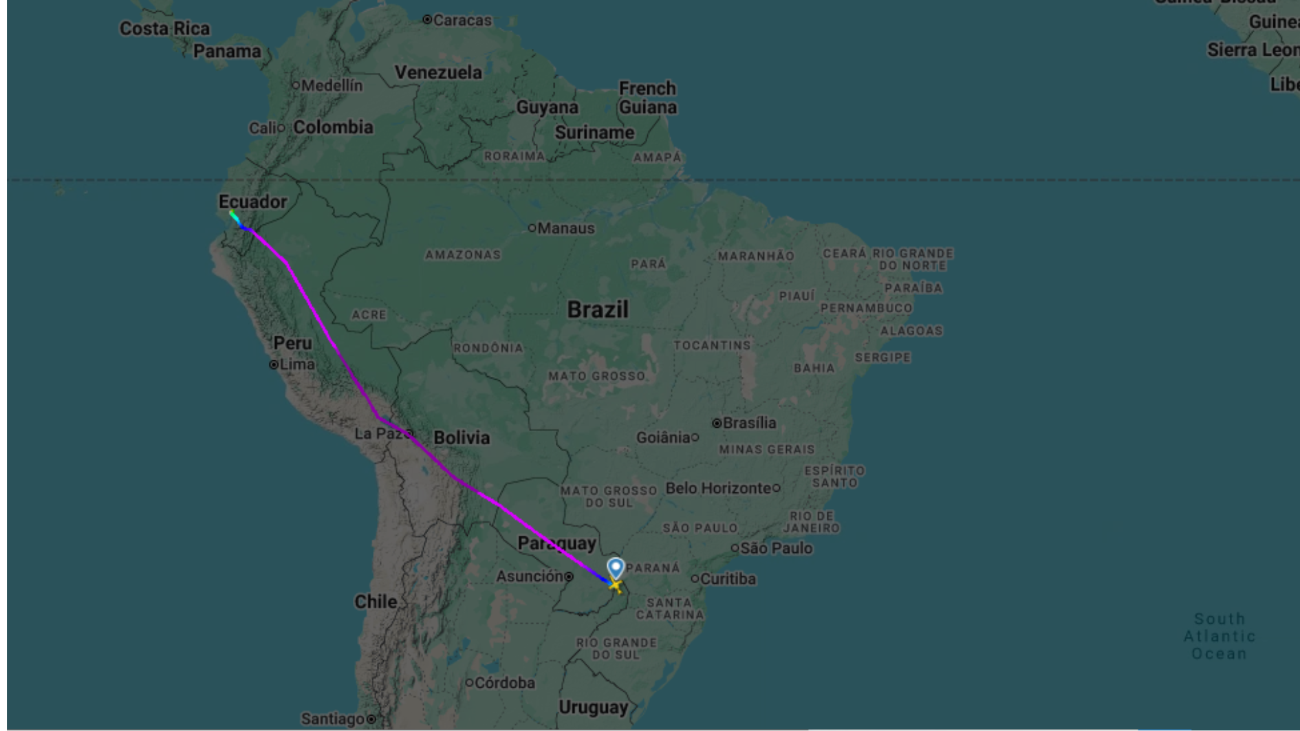 Site FlightRadar mostra percurso do avião em que estaria Flávio Bolsonaro e a família dele • Reprodução/Flightradar