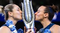 Stefani e Dabrowski conquistam Wuhan Open e assumem liderança do ranking