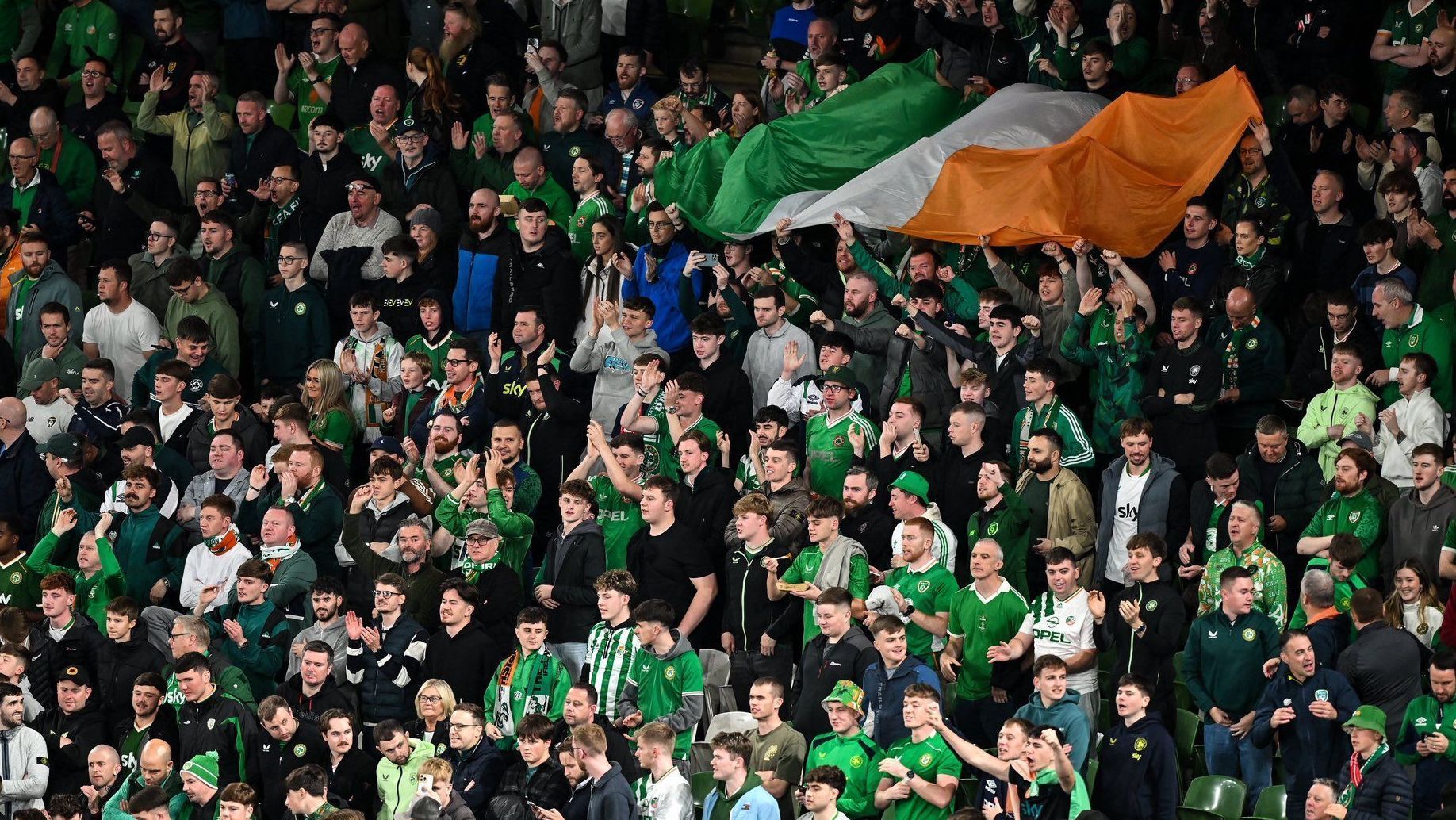 Imagem de destaque do post: Irlanda x Áustria é interrompido por manifestantes pró-Palestina