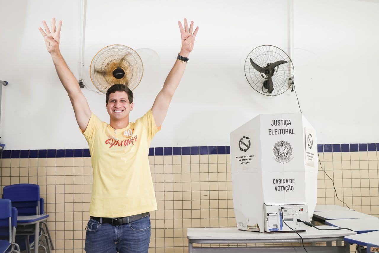 João Campos • Reprodução/Edson Holanda
