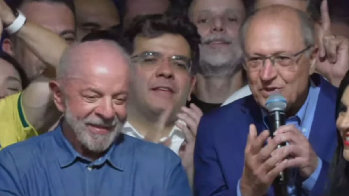 Após vitória, Alckmin diz que Lula salvou democracia pela segunda vez