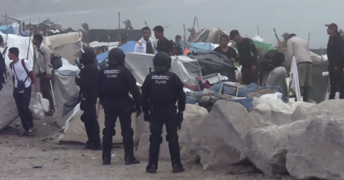 Polícia desmonta acampamento de migrantes em Ceuta antes de visita real