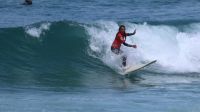 Aos 62 anos, surfista conquista ouro e planeja disputar novas competições