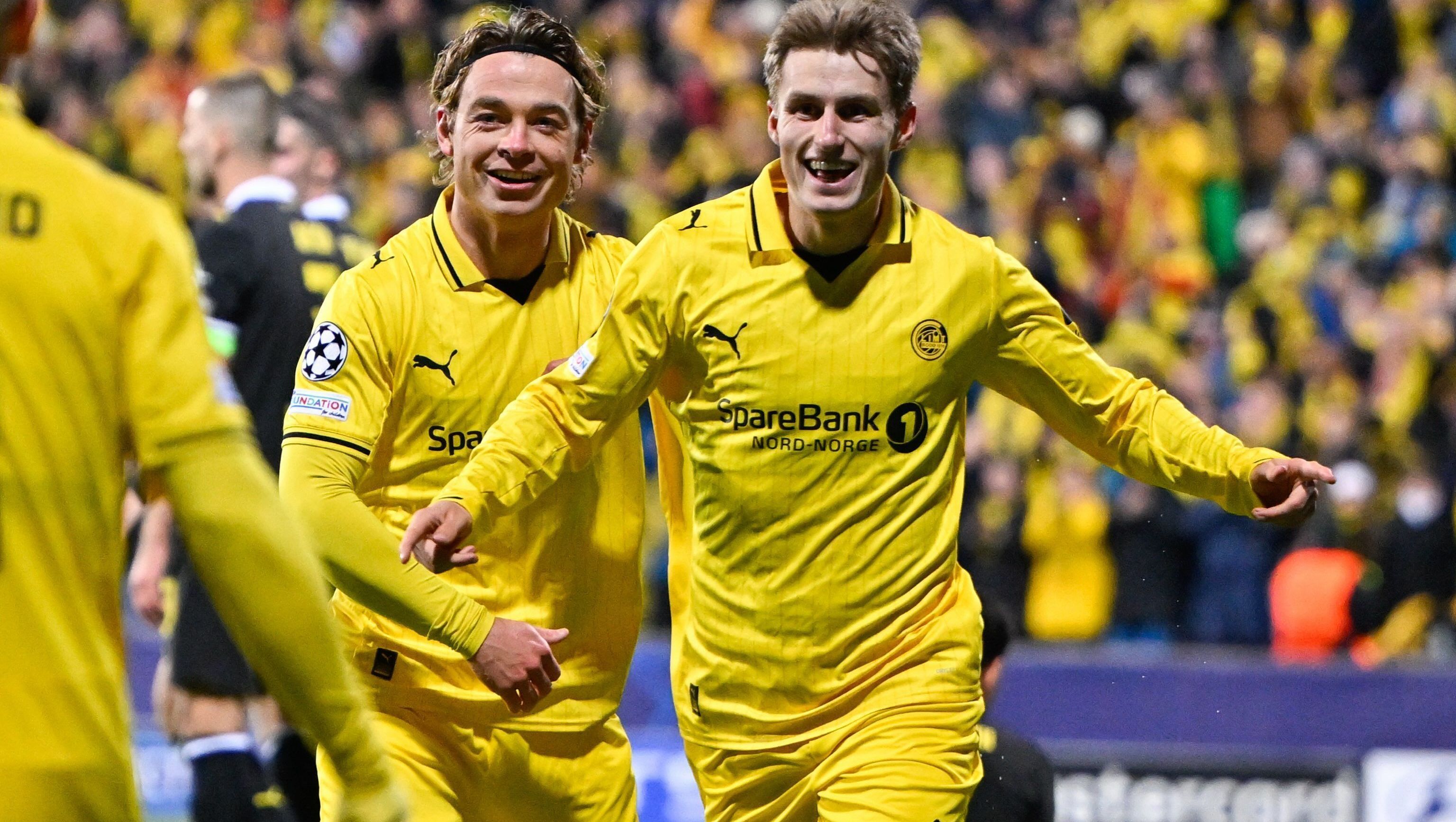 Sjovold comemora o gol da vitória do Bodo/Glimt sobre o Borussia Dortmund na Champions League