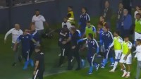 Artur Jorge se envolve em confusão em Red Bull Bragantino x Cruzeiro
