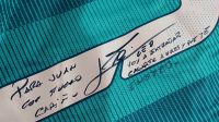 Goleiro da Argentina ganha dedicatória curiosa de Messi em camisa