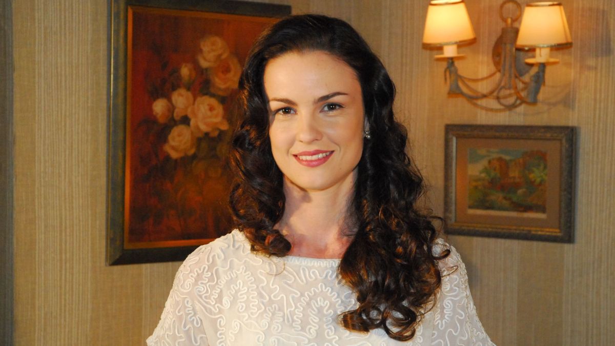 Atriz de “Malhação”, Caroline Dallarosa, dá à luz primeira filha; veja