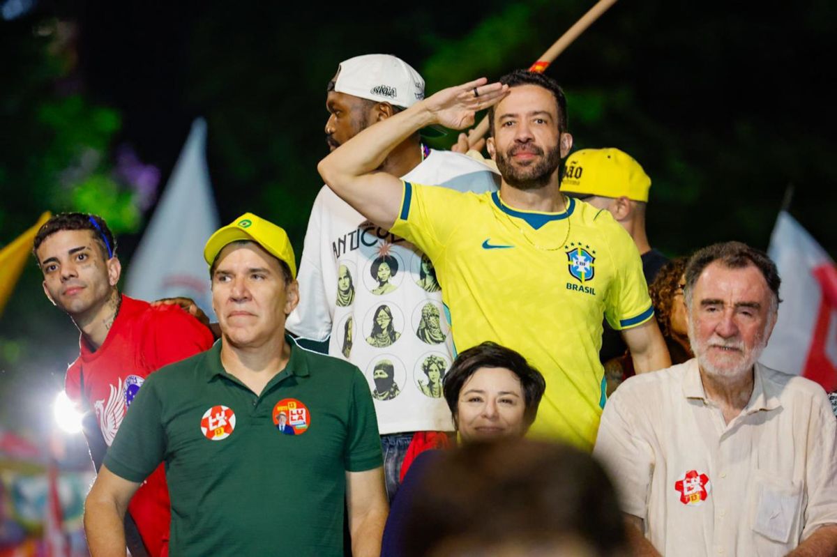 Veja quem Renan Santos apoia no 2º turno entre Flávio e Lula