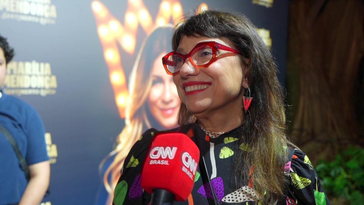 Stylist de Marília Mendonça revela bronca que tomou da cantora