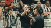 Domínguez cita fatores para boa fase do Atlético-MG: "Não é pelo gramado"