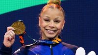 Flávia Saraiva conquista medalha de bronze na trave no Mundial de Ginástica