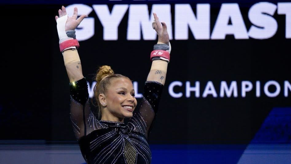Flávia Saraiva conquista medalha de bronze na trave no Mundial de Ginástica