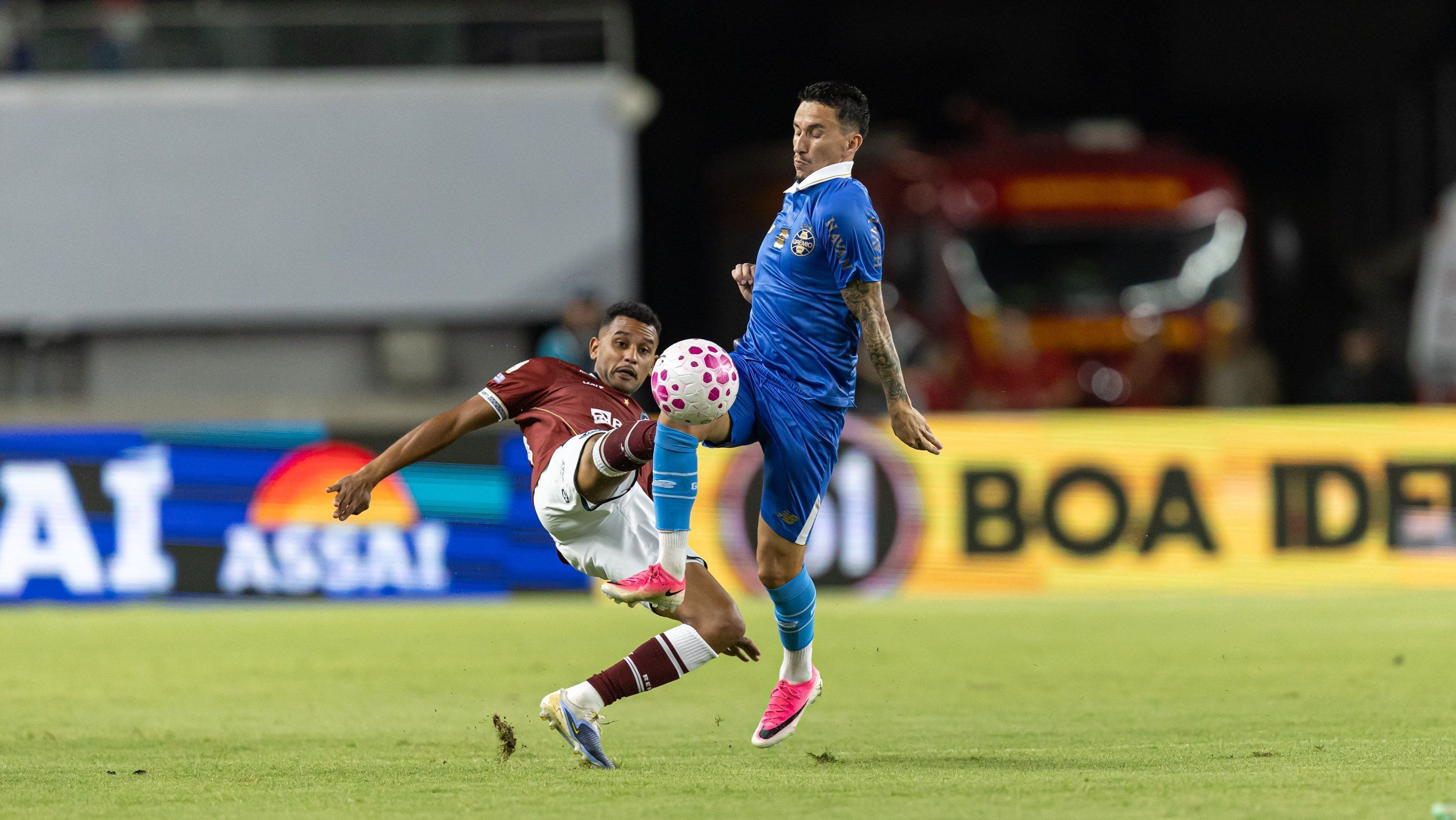 Momento de Remo x Grêmio pelo Campeonato Brasileiro